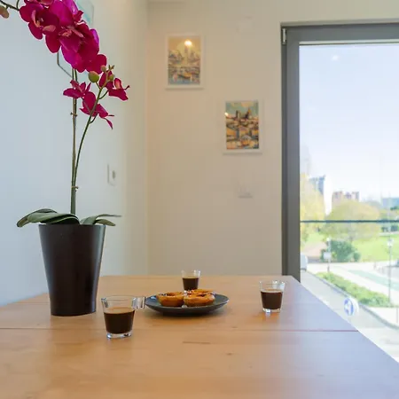 Апартаменти Ldapartments - Spacious Haven W/lift&garage Лісабон
