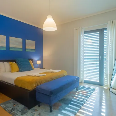 Ldapartments - Spacious Haven W/lift&garage Апартаменти *